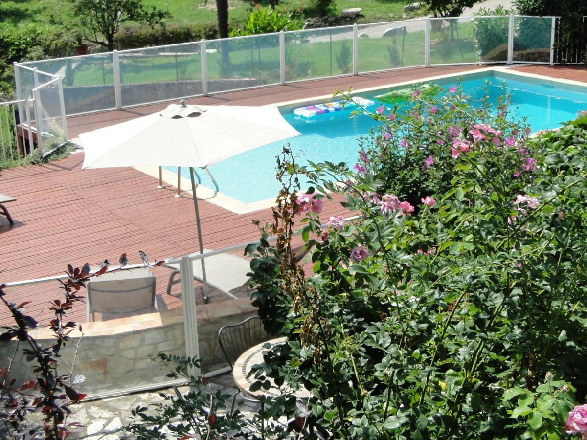 Mas De Sarjac Apartment Saint-Andeol-de-Vals Exterior photo